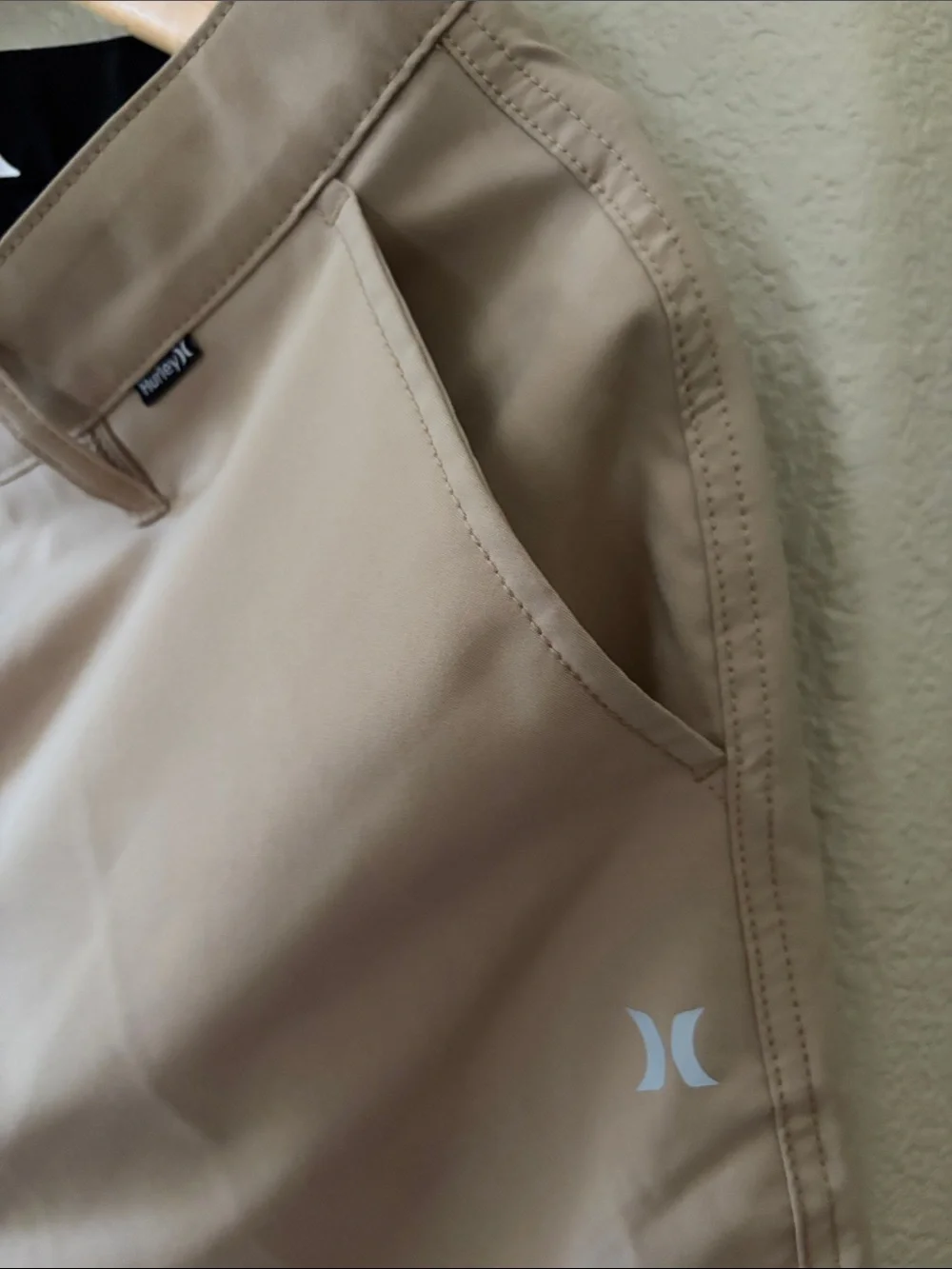 Hurley Men’s Tan Hybrid Board Shorts